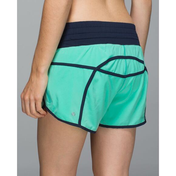LULULEMON Tracker Short II Stretch Menthol Inkwell Training Active Women's 6 - Picture 4 of 16
